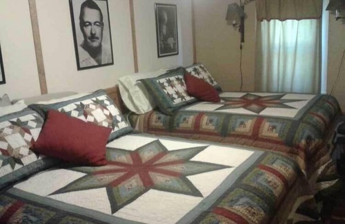 Twin Lakes Hotel | The Twin Lakes Inn