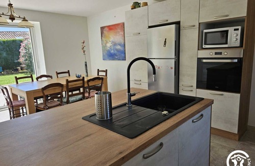 Castres House | The Twins' surprise