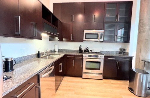 McLean Apartment | The Tysons Corner Suite I 4 beds