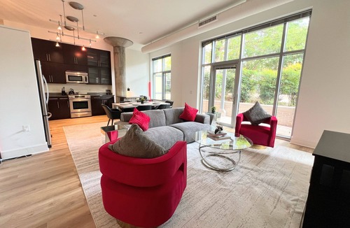 McLean Apartment | The Tysons Corner Suite I 4 beds