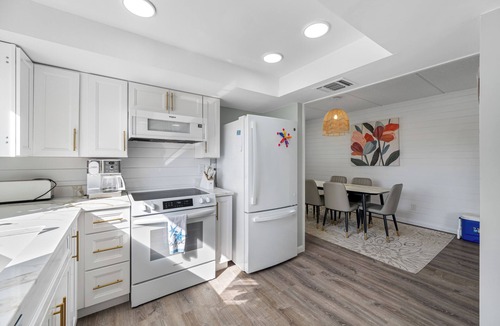 Redington Shores House | The Ultimate Beach Getaway for Large Groups!