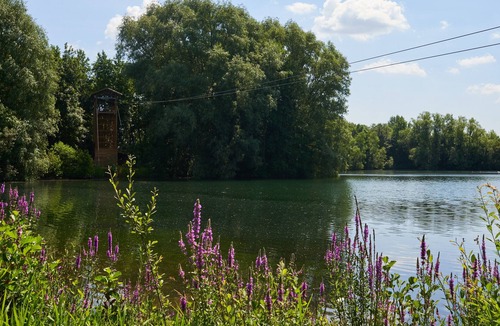 Lechlade Cabin | The ultimate Cotswolds escape.