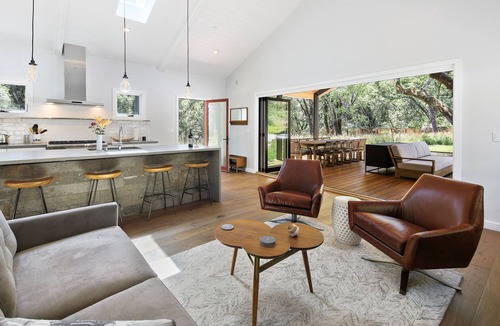 Glen Ellen House | The Ultimate Couples Retreat