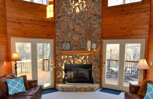 Scottsville House | The Ultimate In Relaxation At The Lake