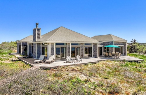 North Truro House | The Ultimate Outer Cape Beachfront Retreat RPAM101