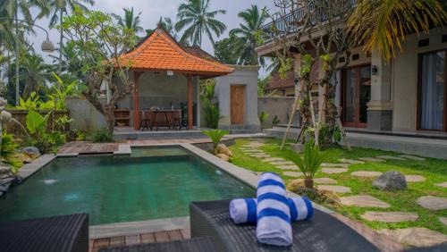 Taro House | The Uma Tapan