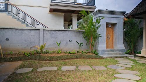 Taro House | The Uma Tapan