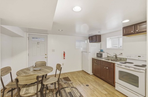 Seat Pleasant House | The Understory | Cozy Capitol Heights Suite