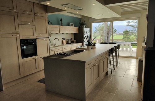 Mours-Saint-Eusebe Villa | The unique Villa Moursoise