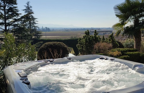 Mours-Saint-Eusebe Villa | The unique Villa Moursoise