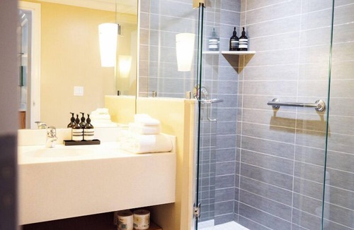 Downtown Toronto Hotel | The University Club of Toronto