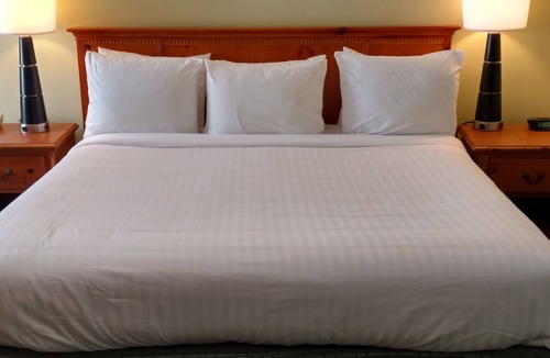 East Side Hotel | The University Inn at Emory