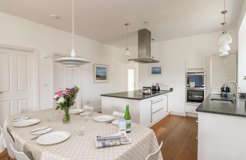 Saint Martin Apartment | The Upper Deck