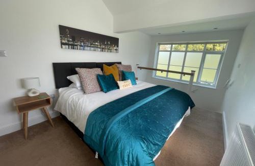 Wirral House | The Upton Coach House