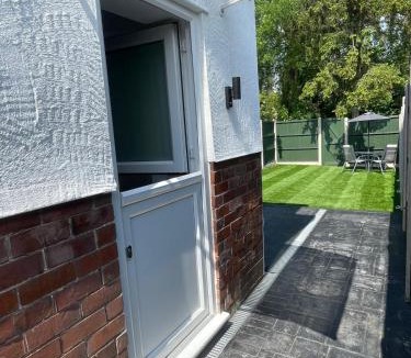 Wirral House | The Upton Coach House