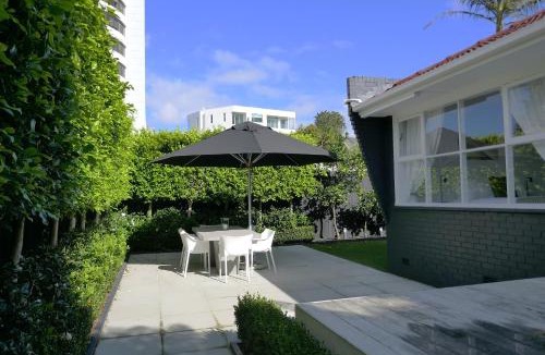 St. Mary's Bay House | The Urban Haven