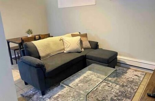 Greenville Apartment | The Urban Nest!