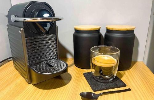 Unterseen House | -The Urbanist- Mountainview Parking Garden 3BD