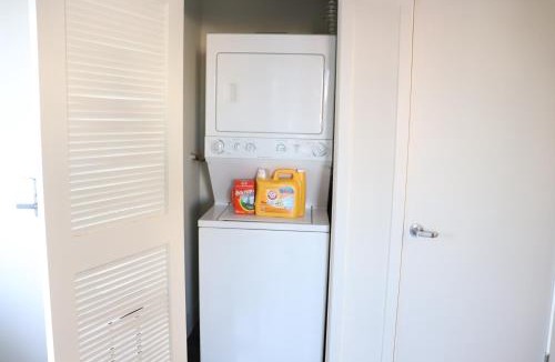 Wilshire Montana Apartment | the