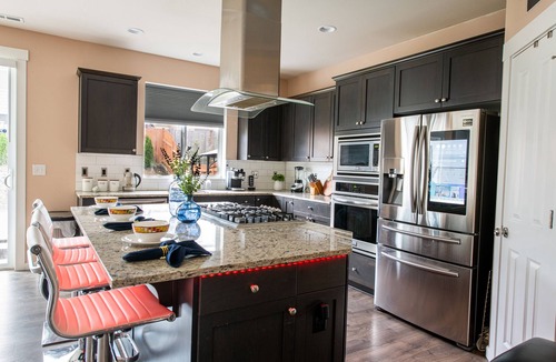 Fort Lewis House | The Utopia Luxury Stay