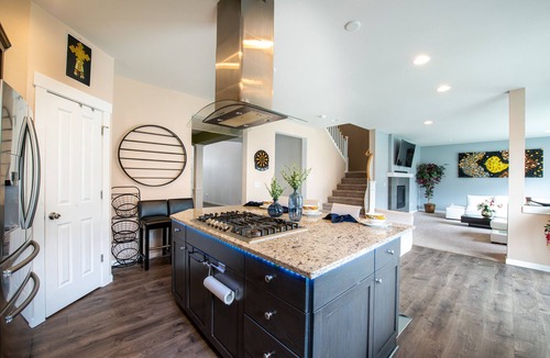 Fort Lewis House | The Utopia Luxury Stay