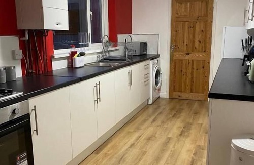 Sunderland House | The Vacationers