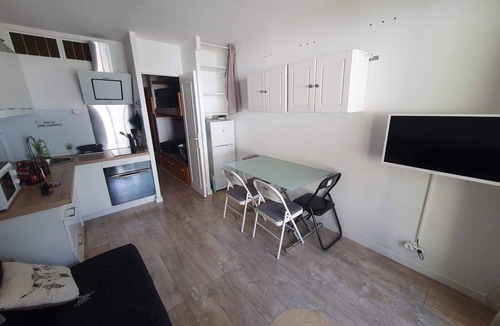 Allos Apartment | The val benoit at gabriel