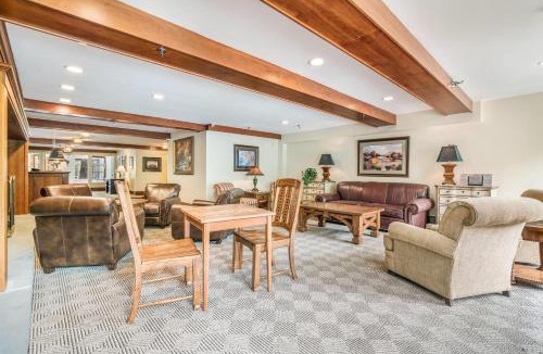 Waterville Valley Hotel | The Valley Inn, an Ascend Collection Hotel