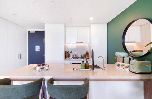 Fortitude Valley Apartment | `The Valley Vibe! That View`