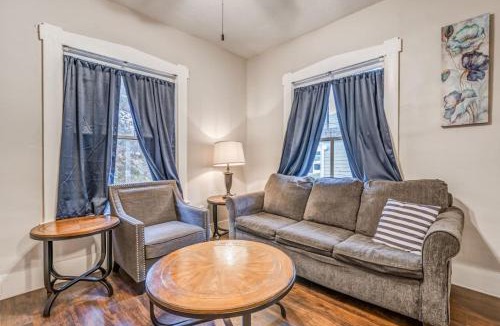 New Pathways Apartment | The Vance Corner Suite - Bright and Relaxing