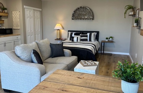 Hermann Apartment | The Venue at Hermann