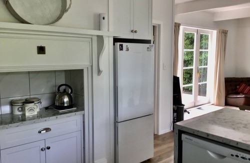 Gisborne House | The Verandah at Gisborne