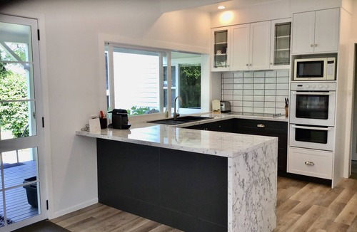 Gisborne House | The Verandah at Gisborne