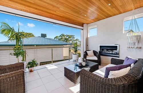 Mornington House | The Vibe Mornington