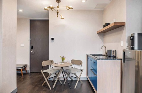 NoMad Apartment | The Vibe on 5th IV Vibe 8753