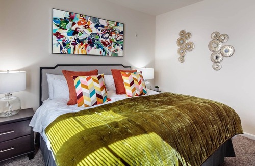 Towson Apartment | The Vibe, - Towson, MD