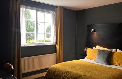 Holmes Chapel Hotel | The Vicarage