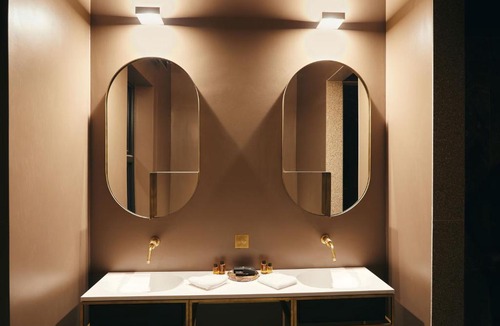 York Hotel | The Vices York