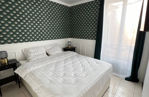 Les Gondoles Apartment | The Victor chic and elegant super location Paris in 20min