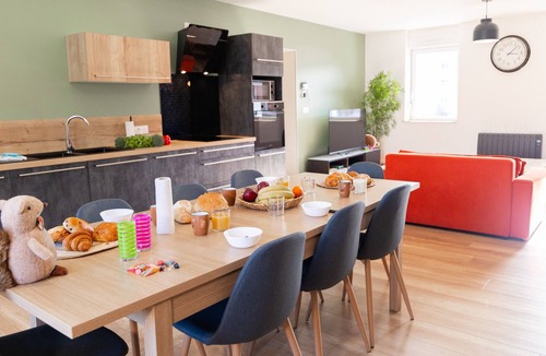 Calais Apartment | The Victor Hugo 5 bedroom apartment