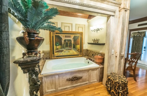 Downtown Bed & Breakfast | The Victoria B & B