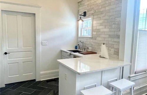 Brunswick Apartment | The Victoria House