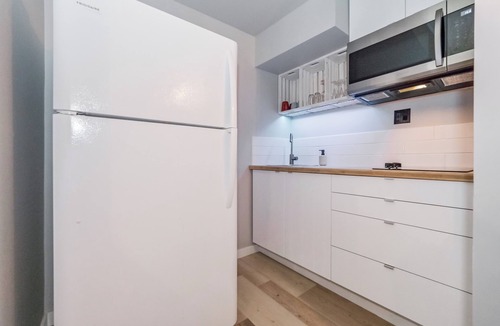 Elora Apartment | The VICTORIA: Petit Appartment