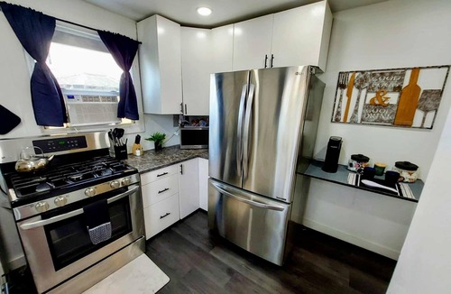 North Buffalo House | The Victorian House - 4 BR, Pet-Friendly with Outdoor Fire Pit