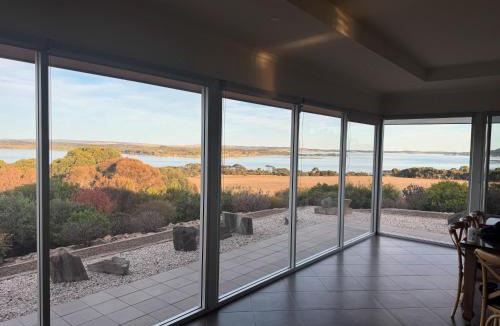 Muston House | The View at Kurrara