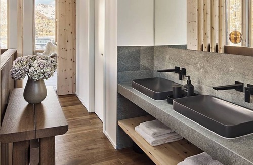 Sankt Moritz-Bad Hotel | The View