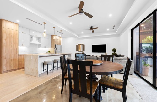 Bouvet Island House | The View@FTL pool & rooftop jacuzzi