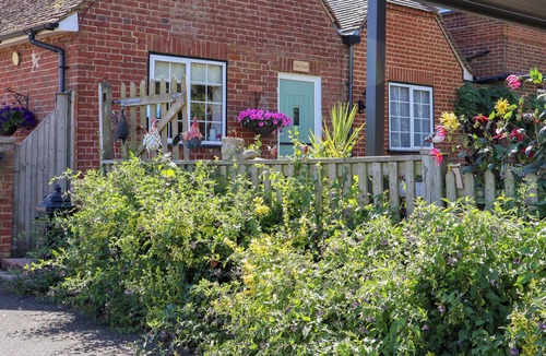 Graveney Cottage | The View