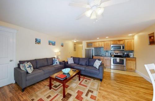 Edgecomb Apartment | The View III at Sheepscot River