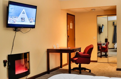 Butztown Hotel | The View Inn & Suites